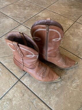 Deltan Brown Leather Cowgirl Boots